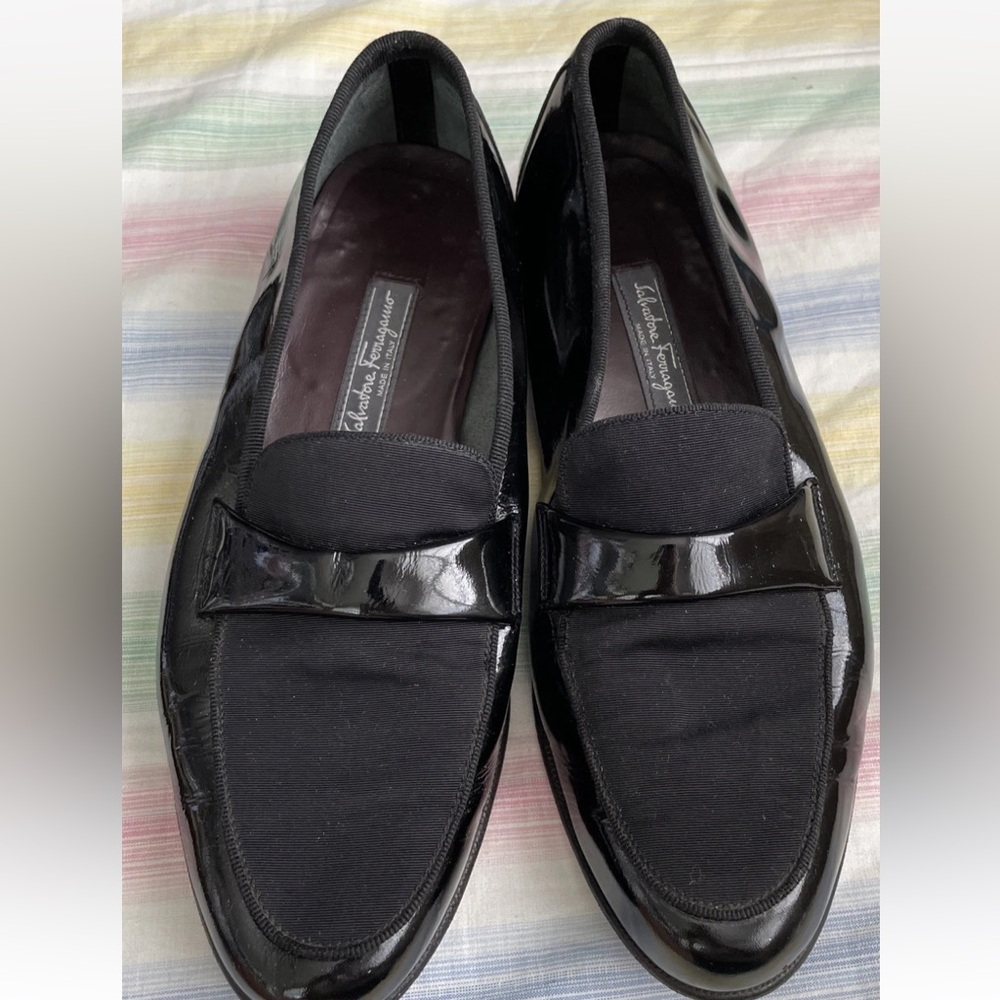 Salvatore Ferragamo Mens Black Loafers dress Shoes 9.5 D made Italy